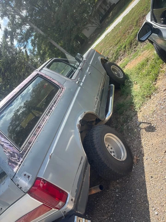 1990 Ford Bronco 4th Gen - Image 3 of 4