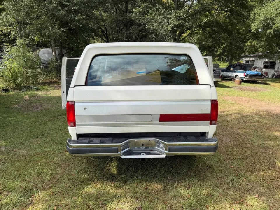 1990 Ford Bronco 4th Gen - Image 4 of 16
