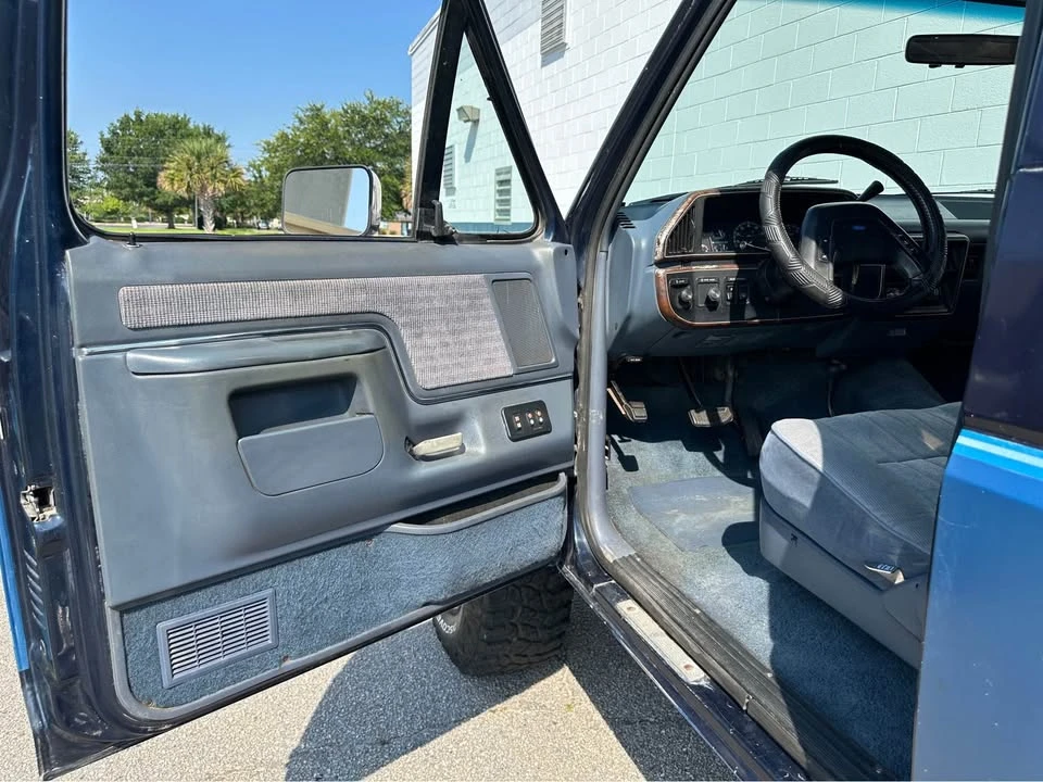 1990 Ford Bronco 4th Gen - Image 9 of 20