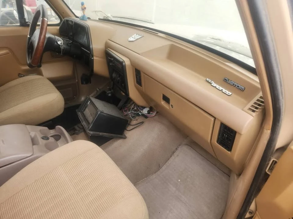 1990 Ford Bronco Sport - Image 7 of 20
