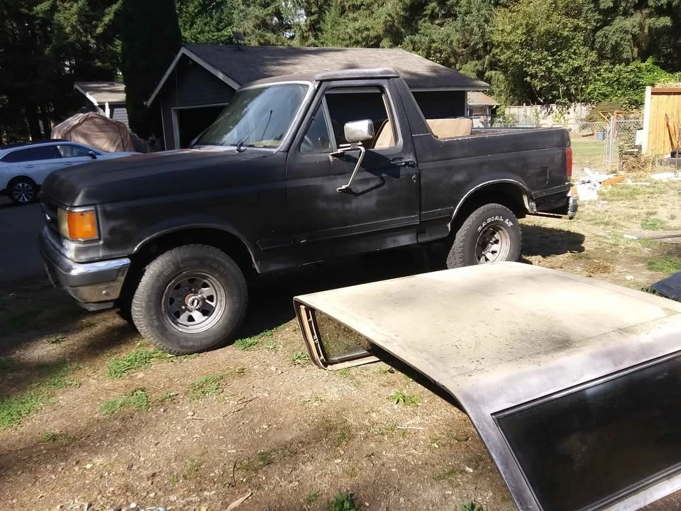 1990 Ford Bronco 4th Gen - Image 2 of 9