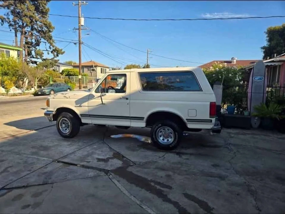 1990 Ford Bronco 4th Gen - Image 5 of 8