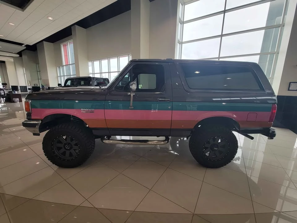 1990 Ford Bronco 4th Gen - Image 3 of 20