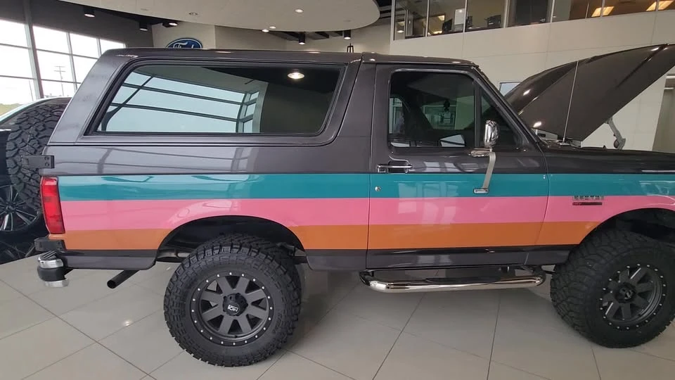 1990 Ford Bronco 4th Gen - Image 20 of 20