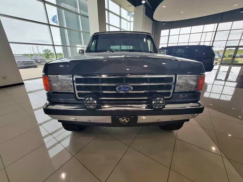 1990 Ford Bronco XLT