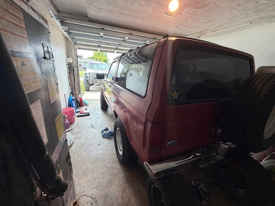 1990 Ford Bronco 4th Gen - Image 4 of 8