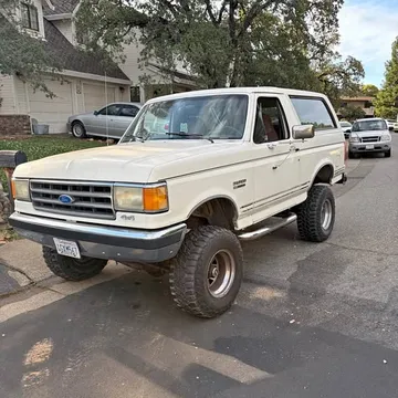1990 Ford Bronco Sport Utility 2D