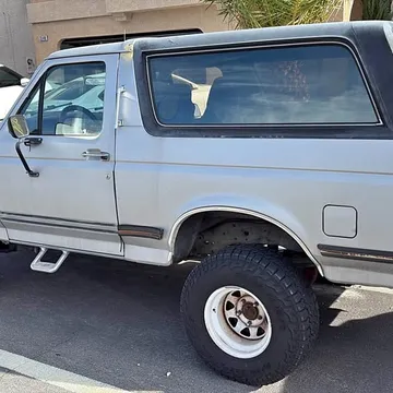 1990 Ford Bronco Sport Utility 2D