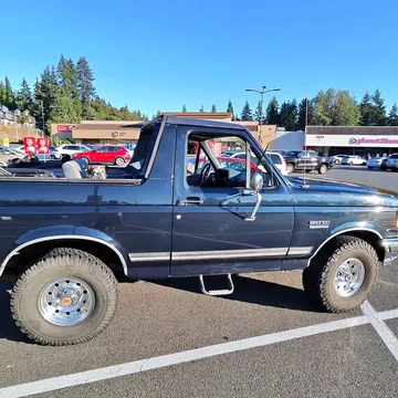 1990 Ford Bronco Sport Utility 2D