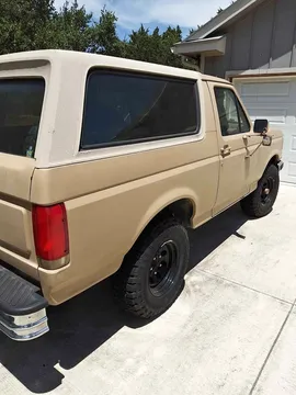 1990 Ford Bronco Sport Utility 2D