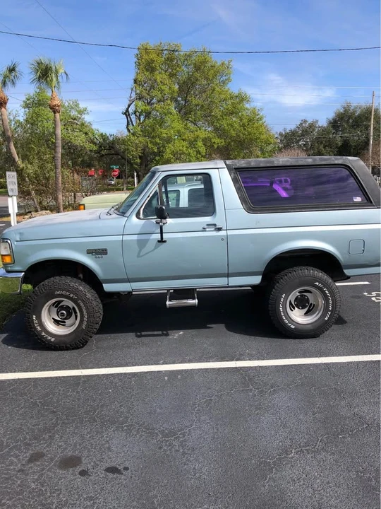 1990 Ford Bronco 4th Gen - Image 3 of 4
