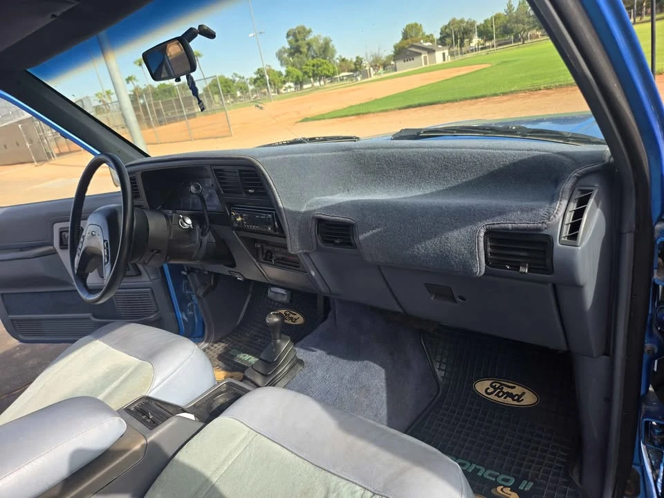 1990 Ford Bronco 4th Gen - Image 10 of 15
