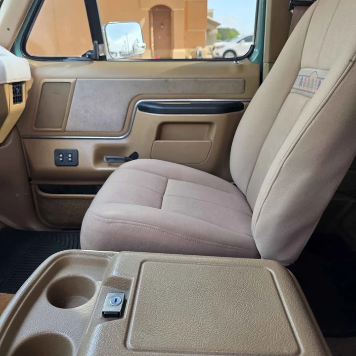 1990 Ford Bronco 4th Gen - Image 2 of 14