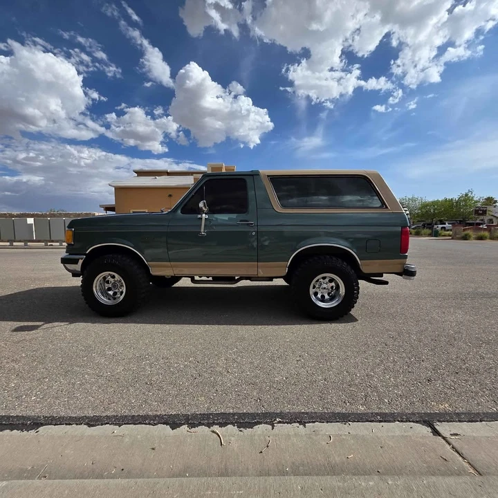 1990 Ford Bronco 4th Gen - Image 11 of 14