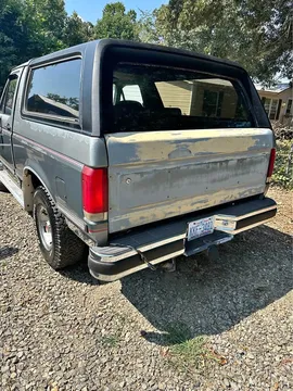 1990 Ford Bronco Sport Utility 2D