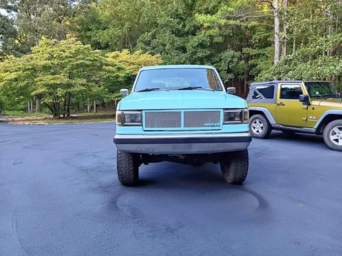 1990 Ford Bronco Sport Utility 2D