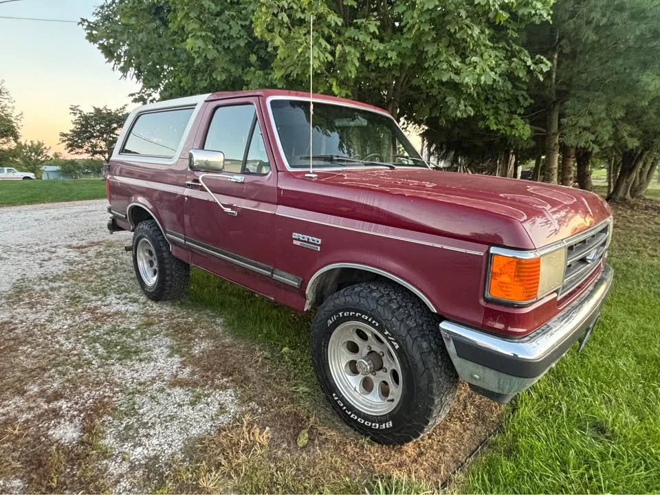 1990 Ford Bronco 4th Gen - Image 4 of 8