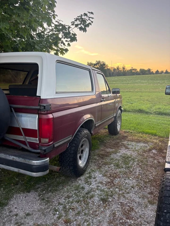 1990 Ford Bronco 4th Gen - Image 7 of 8