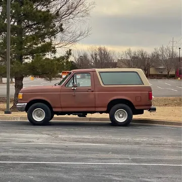 1990 Ford Bronco XLT