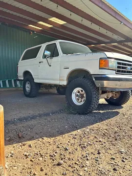 1990 Ford Bronco Sport Utility 4D