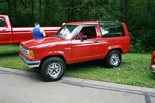 1990 Ford Bronco Sport Utility 4D