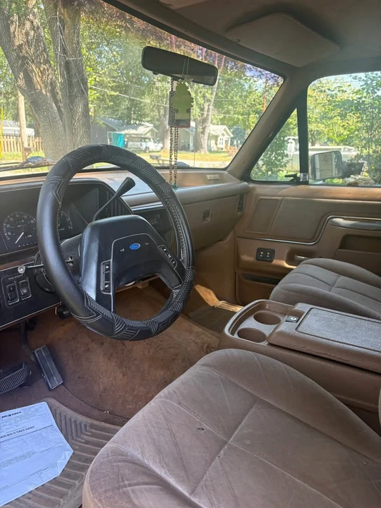 1990 Ford Bronco 4th Gen - Image 2 of 8