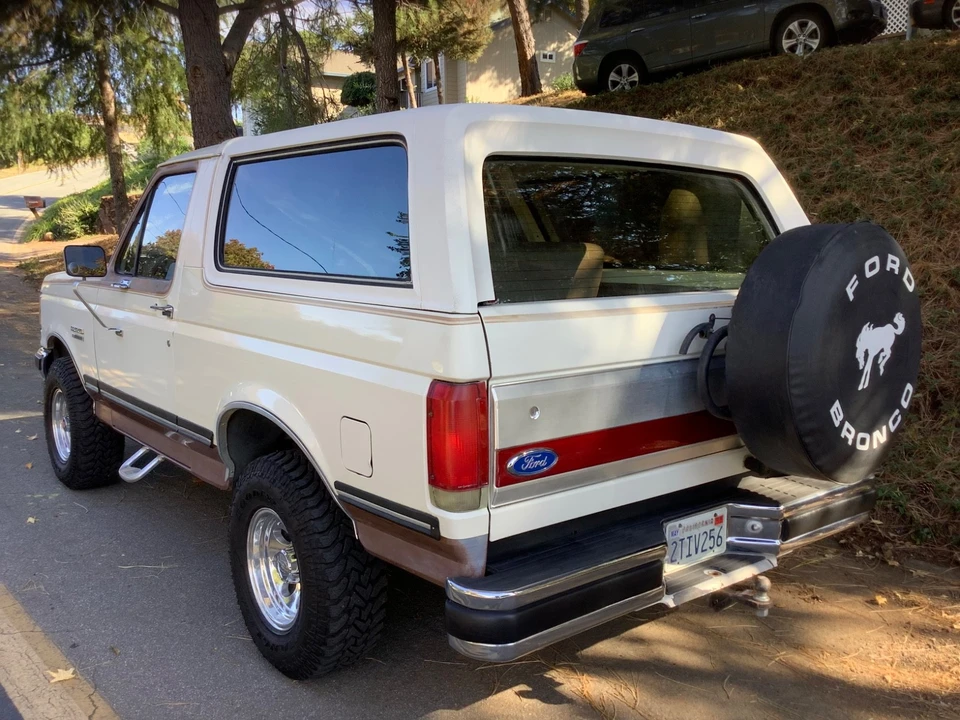 1990 Ford Bronco 4th Gen - Image 7 of 21