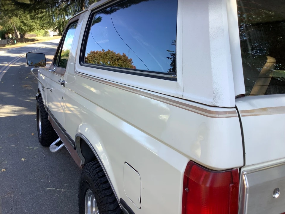 1990 Ford Bronco 4th Gen - Image 8 of 21