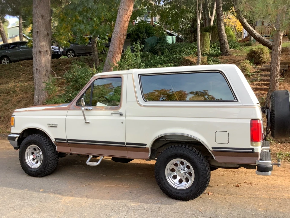 1990 Ford Bronco 4th Gen - Image 3 of 21