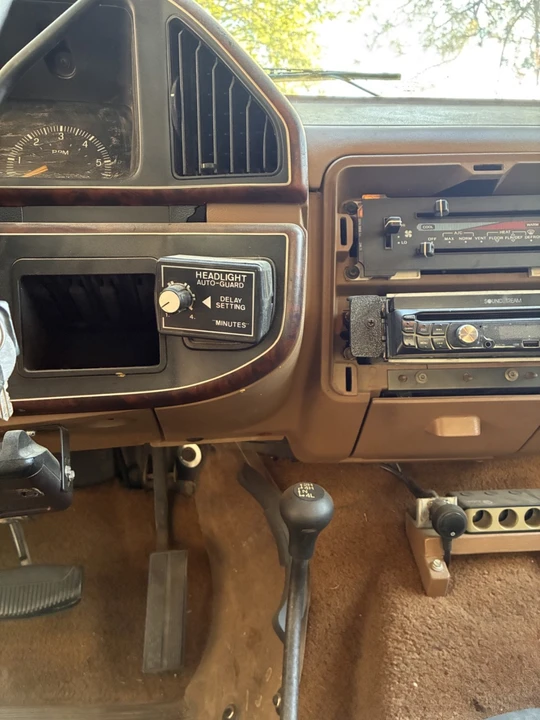 1990 Ford Bronco 4th Gen - Image 25 of 31