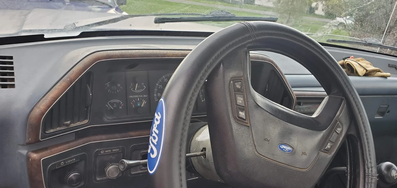 1990 Ford Bronco 4th Gen - Image 17 of 18