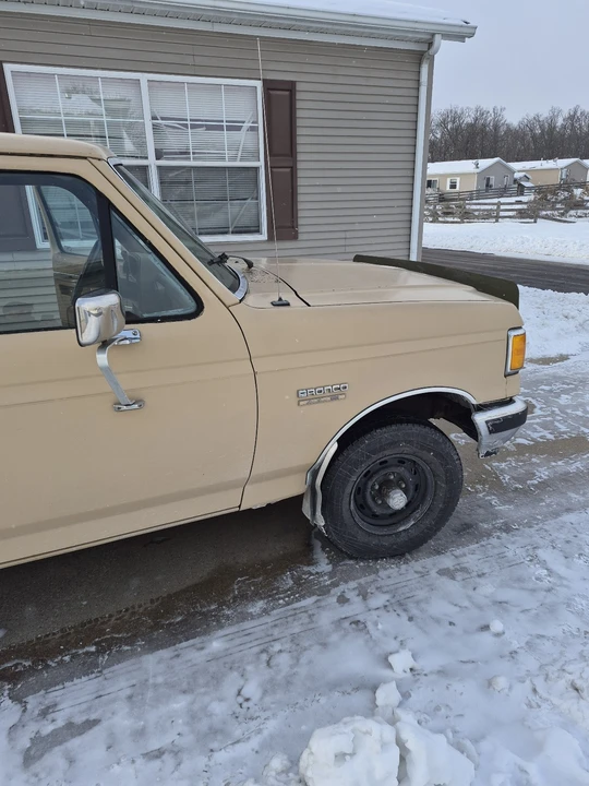 1990 Ford Bronco 4th Gen - Image 6 of 11