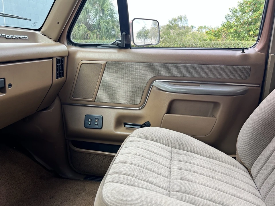 1990 Ford Bronco 5th Gen - Image 19 of 21