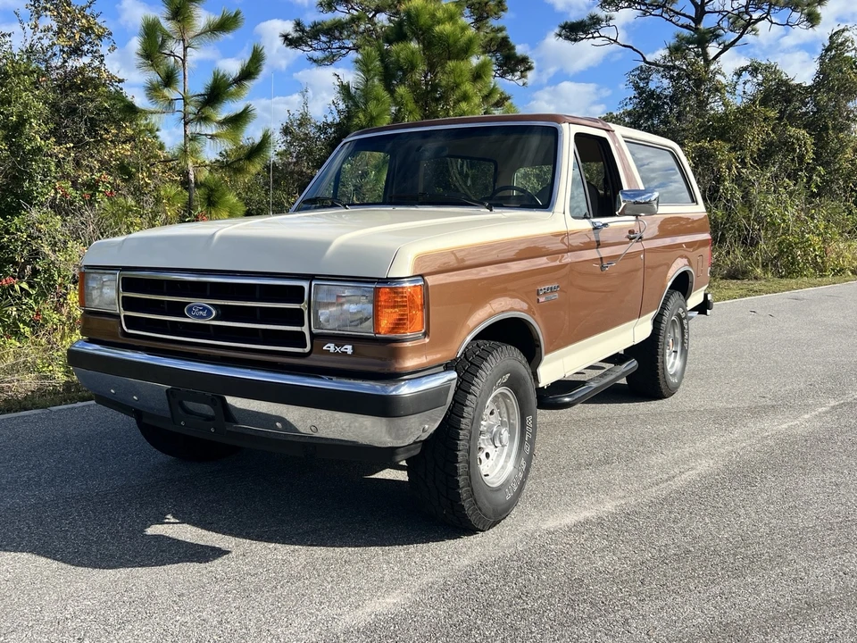 1990 Ford Bronco 5th Gen - Image 2 of 21