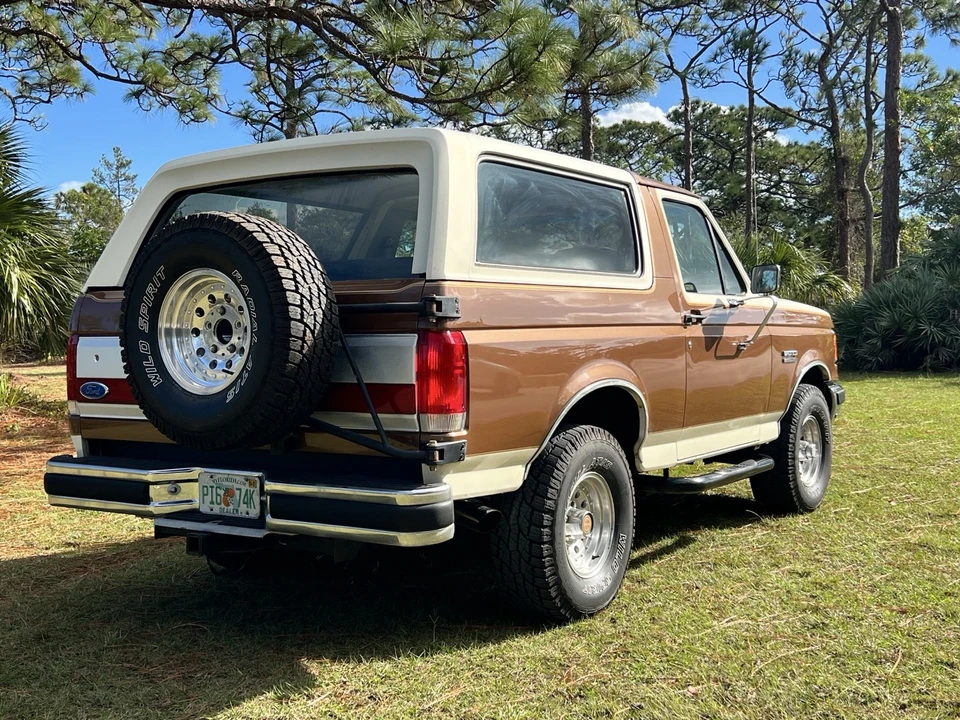 1990 Ford Bronco 5th Gen - Image 8 of 21