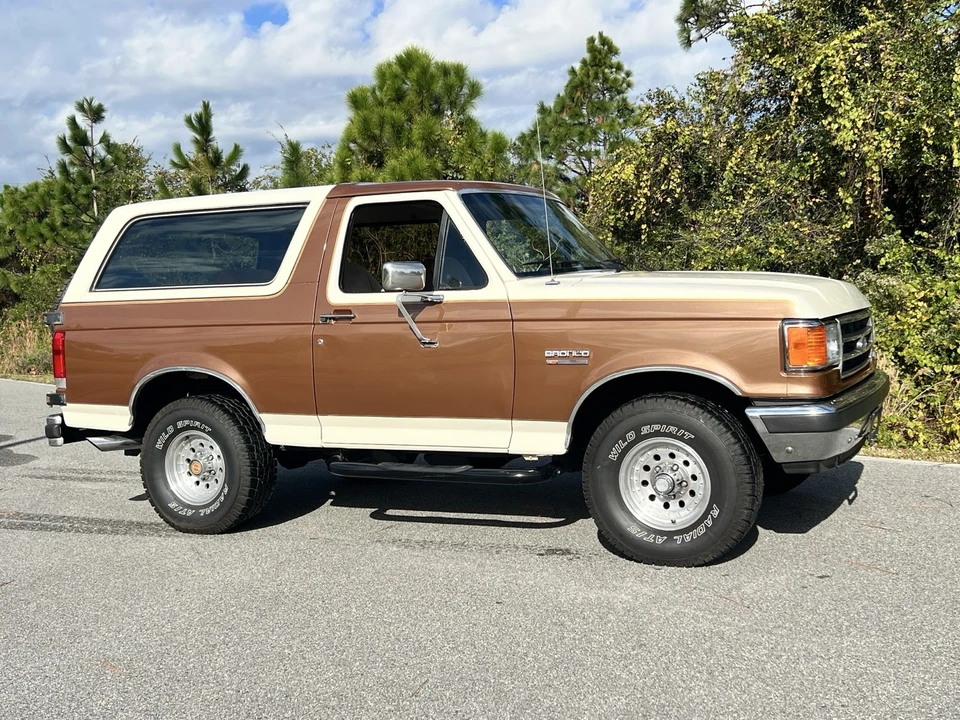 1990 Ford Bronco 5th Gen - Image 5 of 21