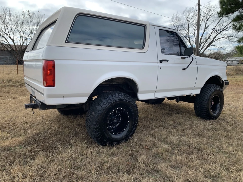 1990 Ford Bronco 4th Gen - Image 3 of 16
