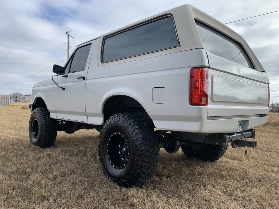 1990 Ford Bronco 4th Gen - Image 5 of 16