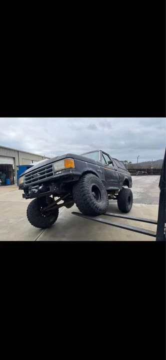 1990 Ford Bronco 4th Gen - Image 3 of 10