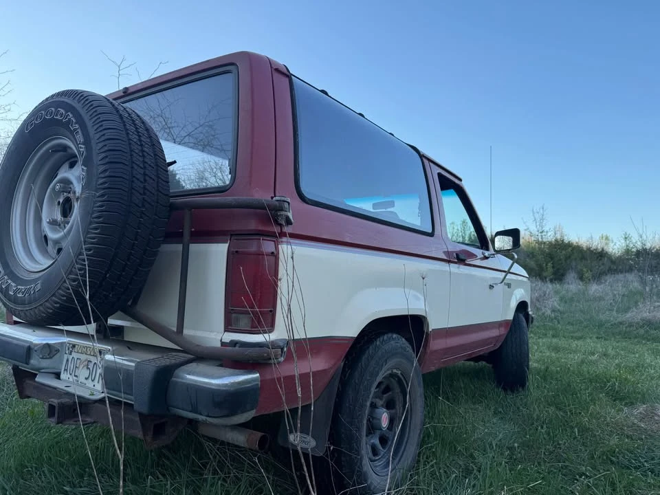 1990 Ford Bronco 4th Gen - Image 3 of 9