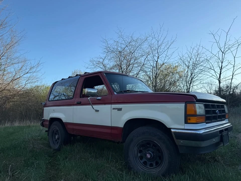 1990 Ford Bronco 4th Gen - Image 4 of 9