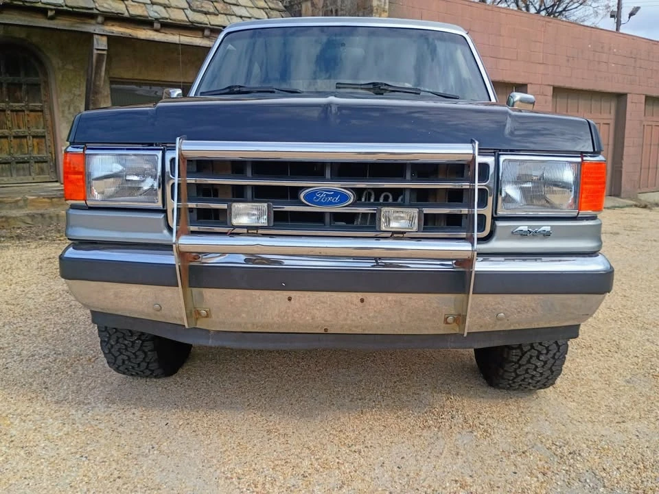 1990 Ford Bronco 4th Gen - Image 2 of 20