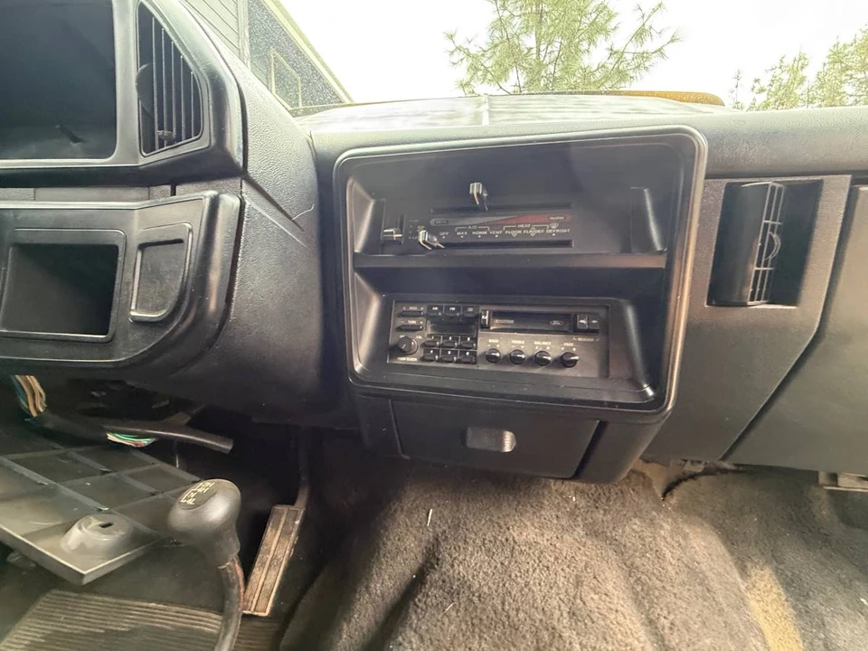 1990 Ford Bronco 4th Gen - Image 19 of 24