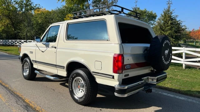 1990 Ford Bronco 4th Gen - Image 3 of 21