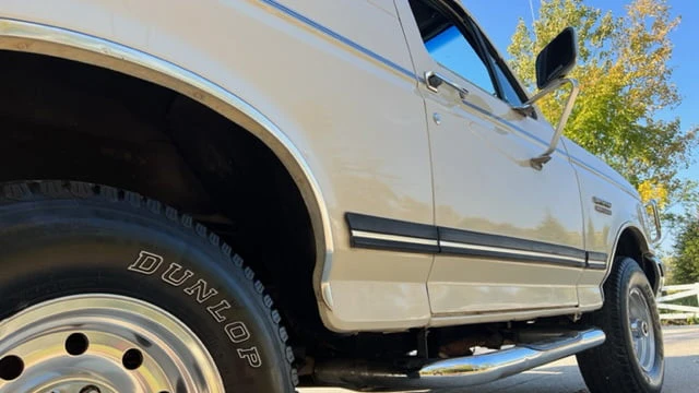 1990 Ford Bronco 4th Gen - Image 15 of 21