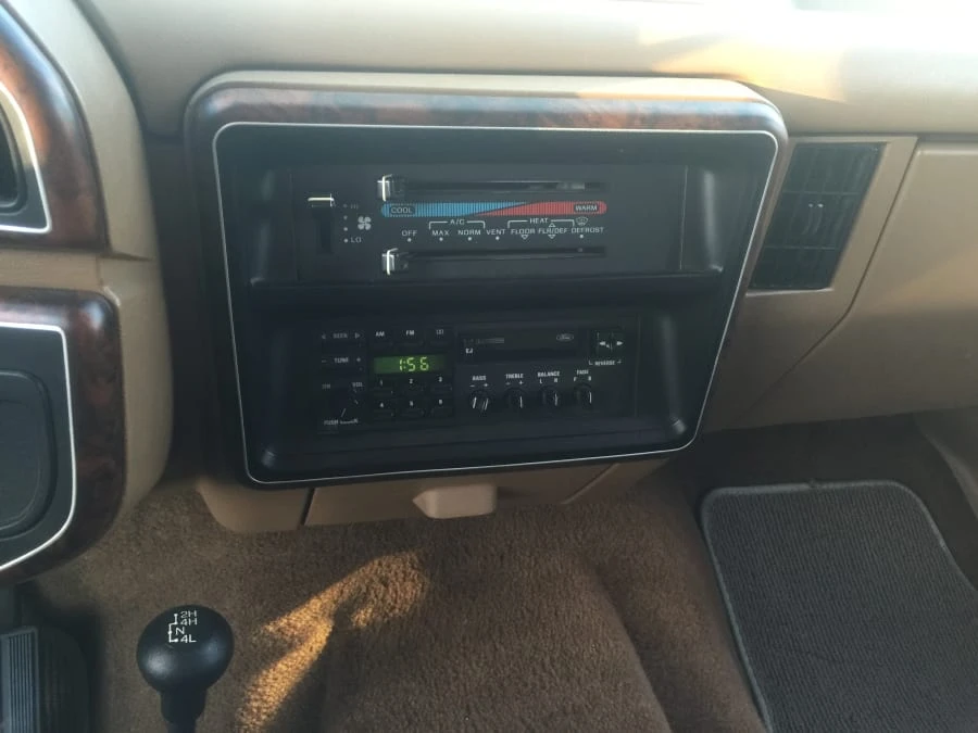 1990 Ford Bronco 4th Gen - Image 10 of 12
