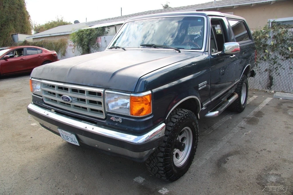 1990 Ford Bronco 4th Gen - Image 2 of 21