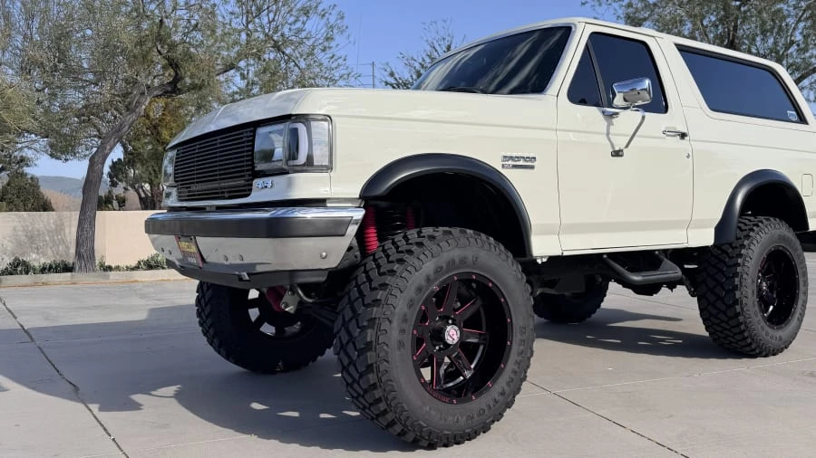 1990 Ford Bronco 4th Gen - Image 8 of 18