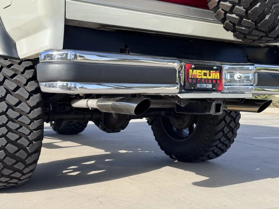 1990 Ford Bronco 4th Gen - Image 9 of 18