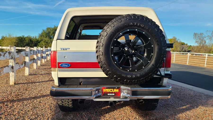 1990 Ford Bronco 4th Gen - Image 5 of 21
